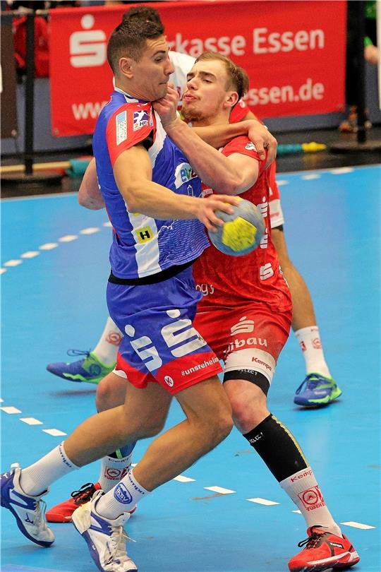 <p>Der Bad Harzburger Tim Zechel (re.) geht davon aus, dass in dieser Bundesliga-Saison alle Spiele ohne Zuschauer ausgetragen werden. Foto: Wolfgang Stummbillig</p>