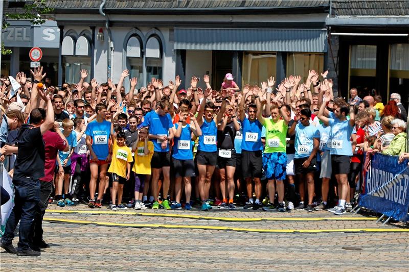 <p>Der Rekord ist geknackt: Beim 30. Goslarer Altstadtlauf gehen am Sonntag 1528 Teilnehmer an den Start. Foto: Epping</p>