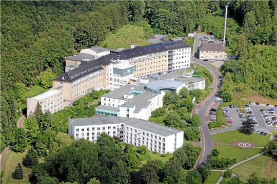 <p>Die Asklepios-Klinik in Seesen. Der Krankenhausbetreiber hat angekündigt, die Reha-Einrichtung zu schließen. Foto: Archiv</p>