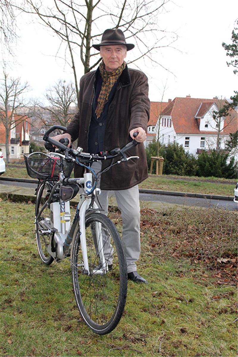 <p>Hans-Peter Beck, der Direktor des Instituts für Elektrische Energietechnik und Energiesysteme an der TU Clausthal-Zellerfeld, ist begeisterter Pedelec-Fahrer. Foto: Seilkopf</p>