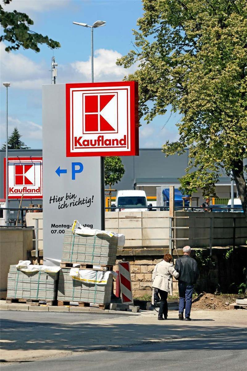 <p>Statt 90 arbeiten nur noch 60 Mitarbeiter im Kaufland. Archivfoto: Epping</p>