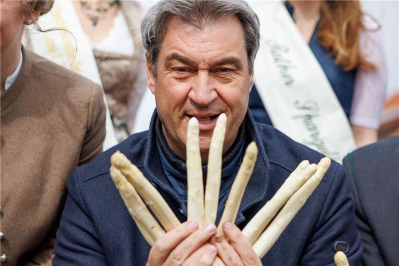 „#söderisst”: Salat oder Schlachtplatte? «#söderisst» Spargel und vieles mehr.